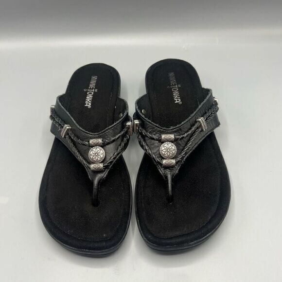 Minnetonka Silverthorne Black Leather Braid Thong Sandals - Picture 1 of 7